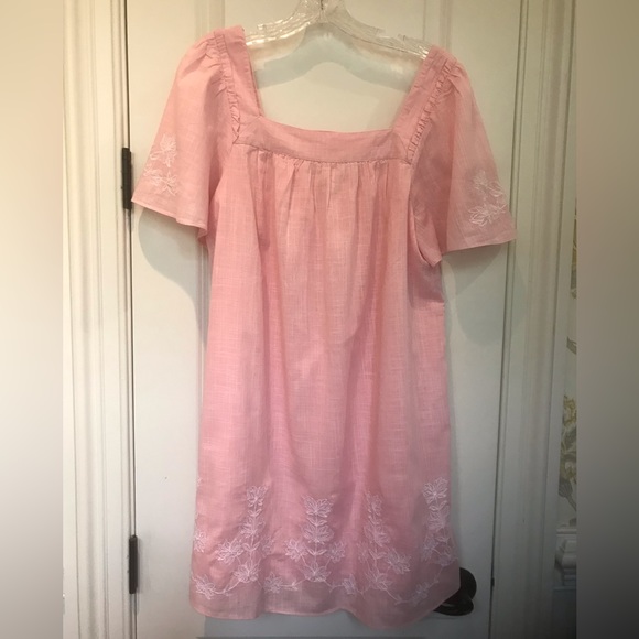 NWT Draper James Maren Shift Dress Pink with White Floral Embroidery Siz… - Picture 3 of 8